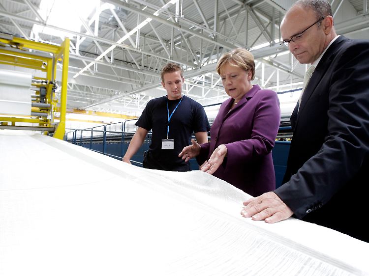 Das sieht die Kanzlerin gern: Ingenieurskunst bei Nordex in Rostock.