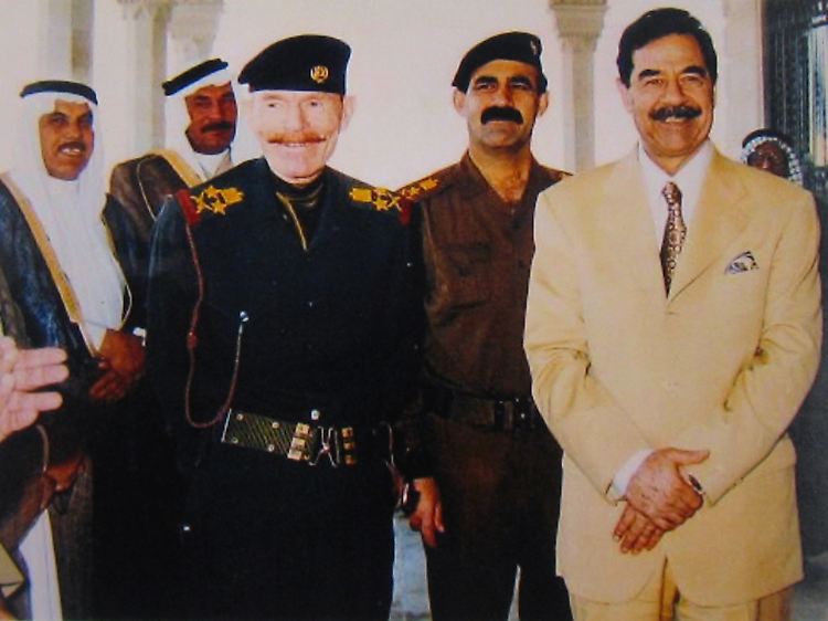 Er war Saddam Husseins Stellvertreter: Izzat Ibrahim ad-Duri (3. von links).