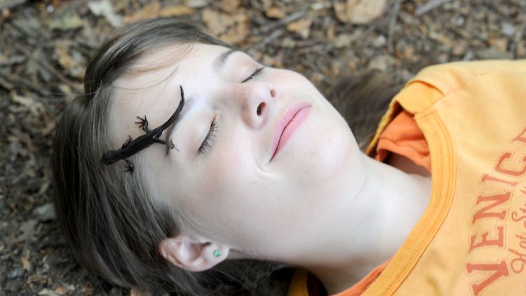 Jasna Fritzi Bauer spielt in dem Film "Ein Tick anders" die 16-jährige Eva, die am Tourette-Syndrom leidet.