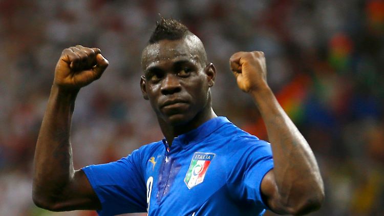 Mario Balotelli: "Ich möchte kein großer Star sein. Ich möchte die WM gewinnen."