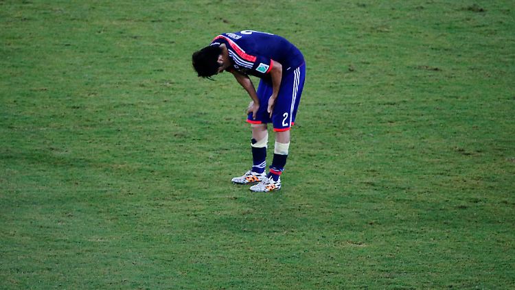 2014-06-19T235927Z_1789530435_TB3EA6K02LXF0_RTRMADP_3_SOCCER-WORLD-M22-JPN-GRE.JPG7461762628973292874.jpg