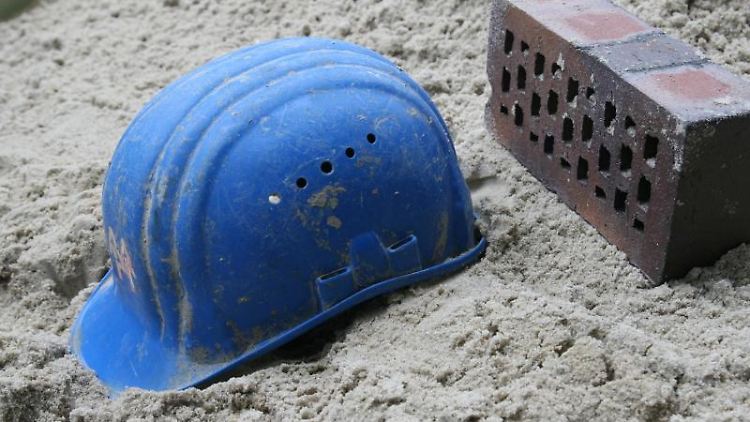 Die Sicherheit der Baustelle muss überwacht werden.