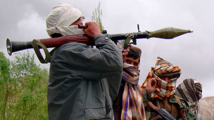 Taliban-Kämpfer an einem unbekannten Ort in Afghanistan.