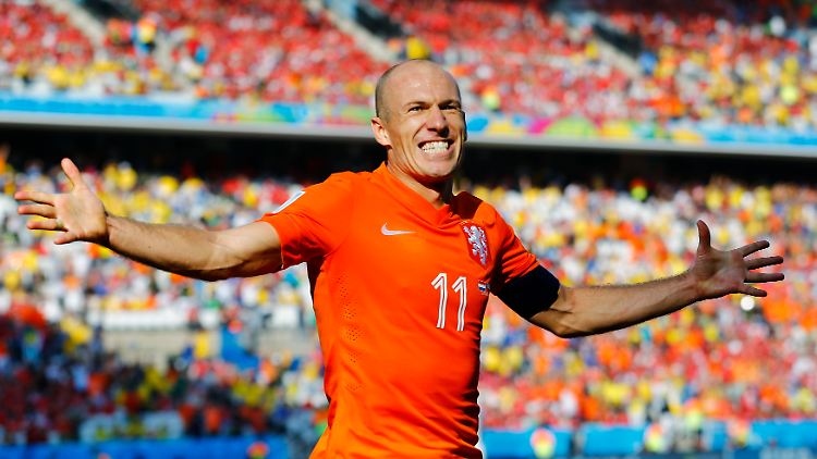 Arjen Robben und sein Team qualifizierten sich als Gruppenerste.