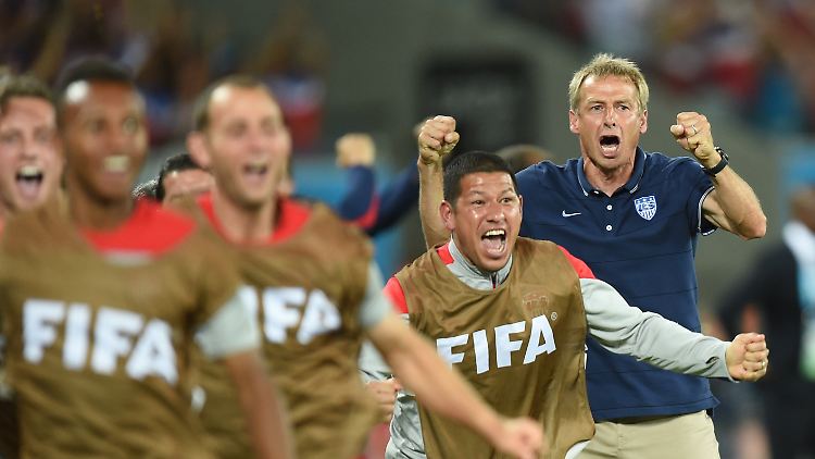 Wenn Klinsmann und seine Jungs auf den Rasen stehen, vergisst die Wall Street schon mal das Geschäft.