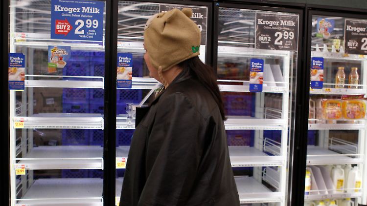 Schneestürme, Stromausfälle, leere Regale: Der Winter beutelt die US-Wirtschaft zu Jahresbeginn arg.