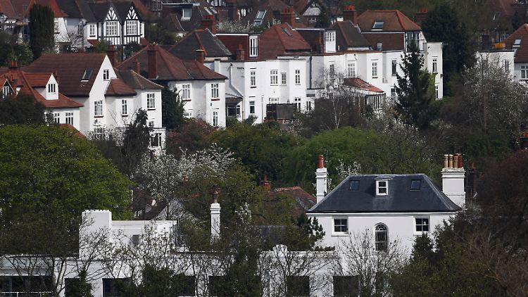 In der Hauptstadt London etwa sind die Immobilienpreise auf Jahressicht um fast ein Fünftel gestiegen.
