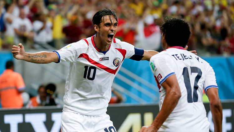 Bryan Ruiz brachte Costa Rica mit einem Roller-Tor aus 16 Metern in Führung.