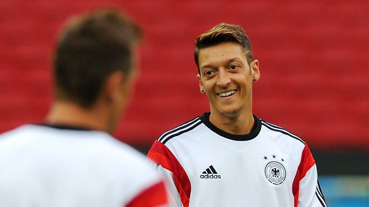Mesut Özil will sein erstes richtig gutes Spiel bei dieser WM abliefern.