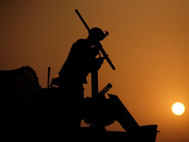 Die letzten US-Kampftruppen verlassen den Irak. Von einem erfolgreichen Einsatz kann kaum die Rede sein, meint die Presse.