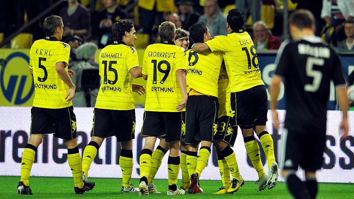 Leichter Aufgalopp in die Europa League: Dortmund steht so gut wie sicher in der nächsten Runde.