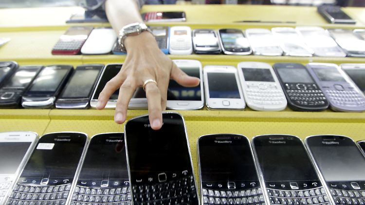 Hersteller von Smartphones betreiben laut den Marktforschern den Wettbewerb vor allem über den Preis.