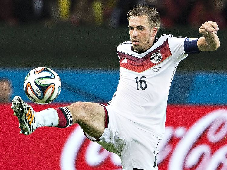 Willkommen zurück: DFB-Kapitän Philipp Lahm im Einsatz als Rechtsverteidiger gegen Algerien.