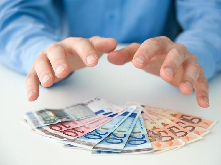Mündelsicher angelegt? Der Begriff kommt aus dem Vormundschaftsrecht: Laut BGB darf ein Vormund die Gelder seines minderjährigen Mündels nicht in riskante Anlageformen stecken.
