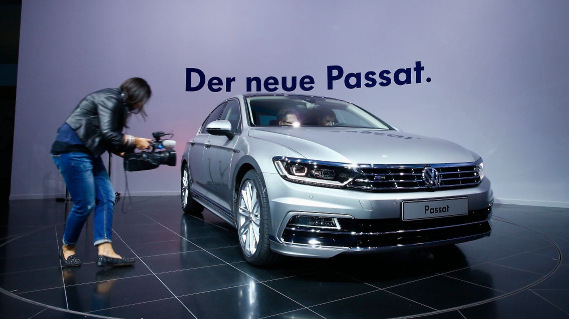 2014-07-03T231231Z_704523427_GM1EA740JS301_RTRMADP_3_VOLKSWAGEN-PASSAT.JPG5305221534187818087.jpg