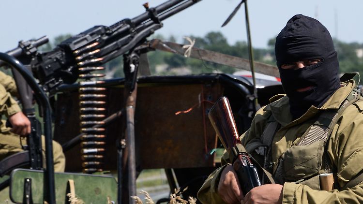 Prorussische Rebellen in einer Stellung nahe Lugansk.