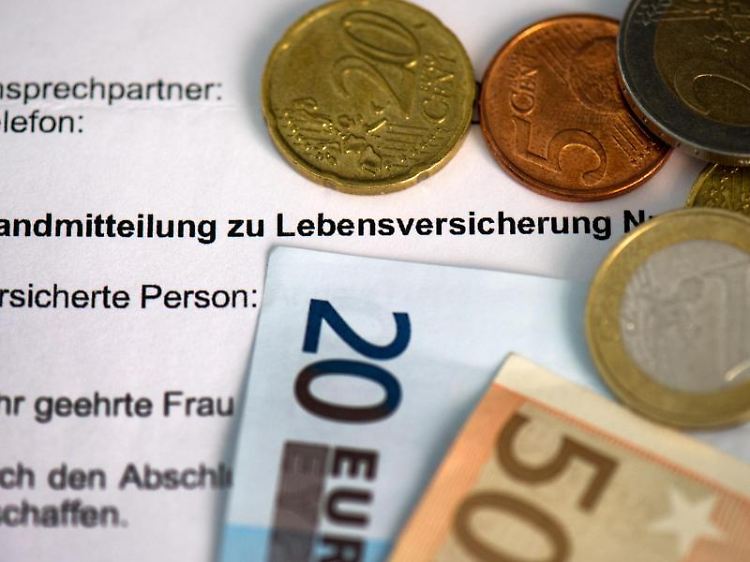 Das Credo für Lebensversicherungen lautet: Alte Verträge nicht kündigen, neue nicht abschließen