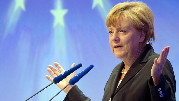 Merkel spricht beim Wirtschaftstag der CDU in Berlin.
