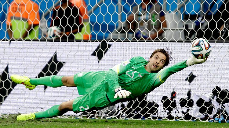 Tim Krul hält, die Niederlande siegt.