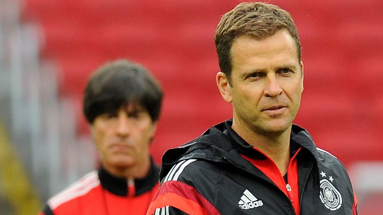 DFB-Arbeitsteilung: Oliver Bierhoff organisiert, Joachim Löw trainiert.