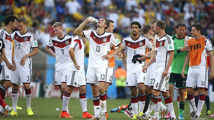 Never change a winning team, sagt sich wohl Joachim Löw.