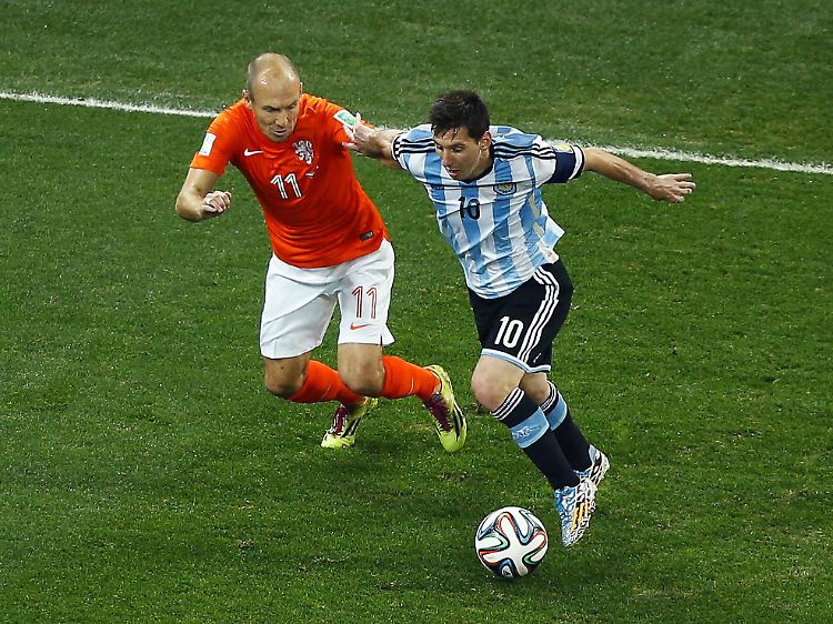 Die beiden Stars Messi und Robben konnten die Mauer des jeweils anderen Teams nicht durchbrechen.