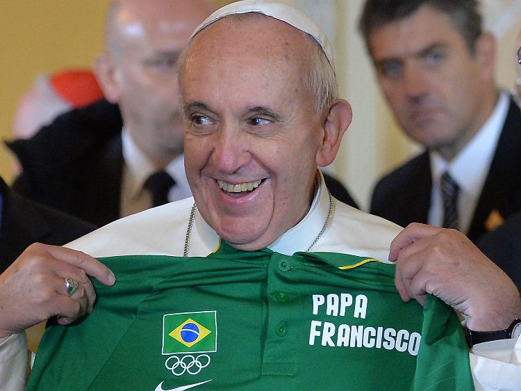 Franziskus hat zwar ein Brasilien-Trikot, ist aber nach eigenem Bekunden in der Regel "für den Besseren".
