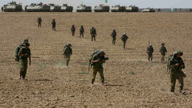 2014-07-12T154502Z_197654713_GM1EA7C1TMH01_RTRMADP_3_PALESTINIANS-ISRAEL.JPG615139773966955991.jpg