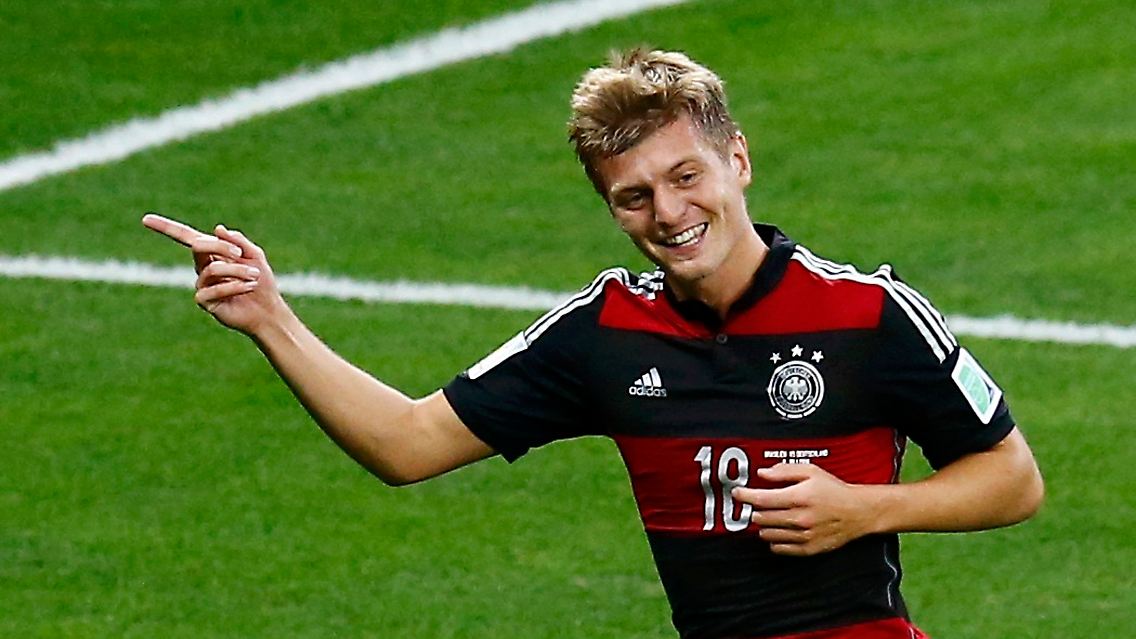 2014-07-11T223745Z_661845994_TB3EA781LK7KD_RTRMADP_3_SOCCER-WORLD-GOLDENBALL.JPG1902240853926781193.jpg