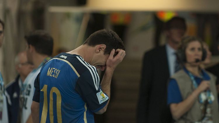 Weltfußballer des Jahres, Spieler der WM, für Messi war das alles egal.
