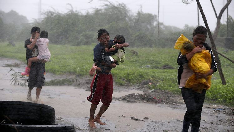 Taifun "Rammasun" über den Philippinen.