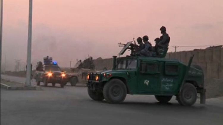 Bei den Gefechten am internationalen Flughafen Kabul wurde der zivile Luftverkehr unterbrochen.