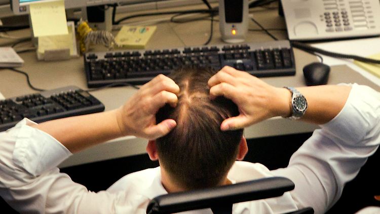 Zum Haare raufen: Nach einem deutlichen Gewinntag kehrt am deutschen Aktienmarkt bereits wieder Ernüchterung ein.