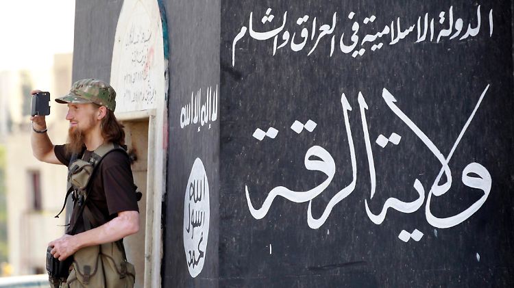 Der "Islamische Staat" kontrolliert mit überharter Hand die Stadt Rakka in Syrien. Angeblich wurden hier nun zwei Frauen öffentlich gesteinigt.