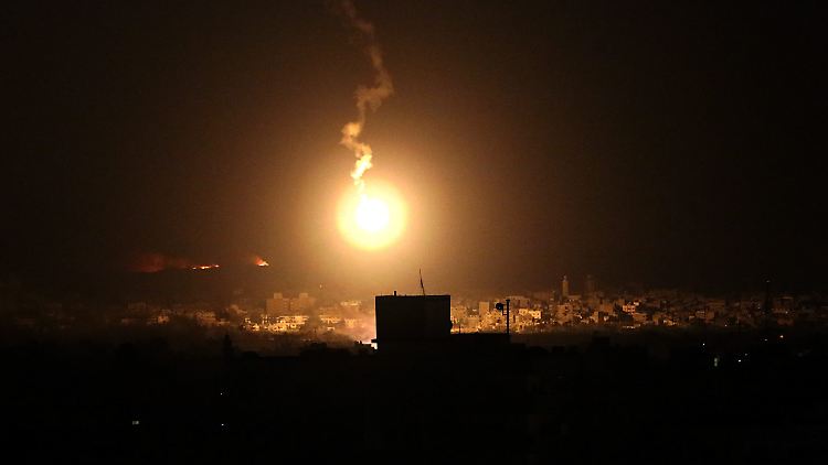 Ein israelischer Luftangriff auf Ziele im Gazastreifen.