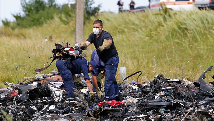 Um den genauen Hergang des Unglücks nachvollziehen zu können, müsste die Absturzstelle bis zum Eintreffen der Experten möglichst unverändert bleiben.