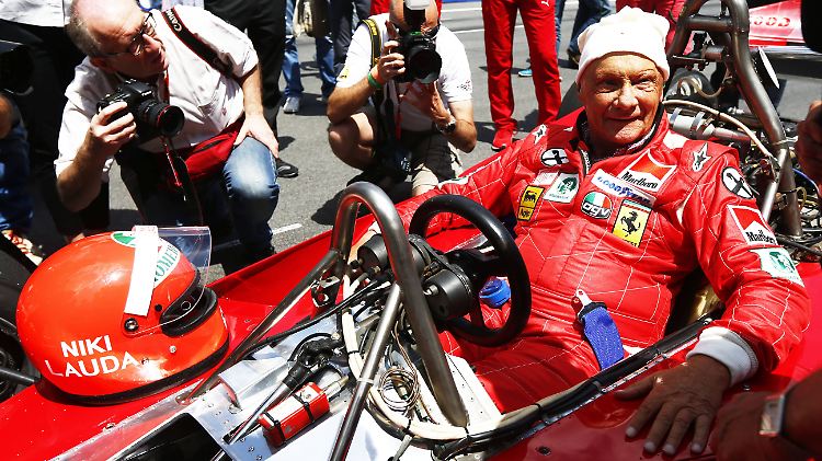 Lauda wurde im Ferrari zweimal Weltmeister.