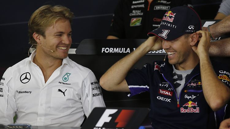 Vier Weltmeisterschaften und ein Horrorjahr - zieht Sebastian Vettel daraus die Konsequenzen und wechselt an die Seite von Rosberg?