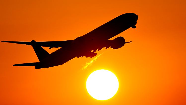 Bereits mehrere asiatische Fluglinien haben Ruhezonen mit Kinderverbot eingeführt.