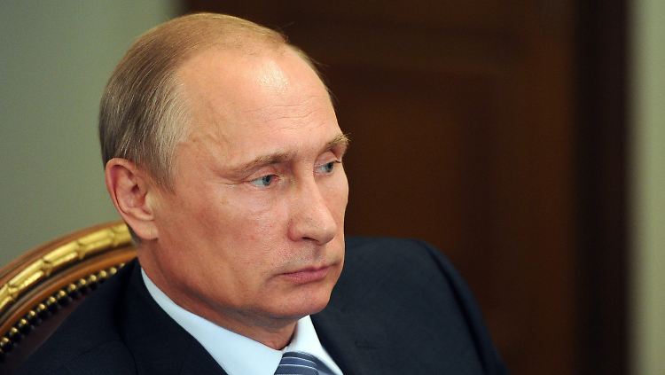 Durch die Sanktionen soll Putin gezwungen werden, einen Beitrag zum Frieden in der Ukraine zu leisten.