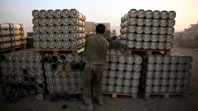 Die Munition befindet sich bereits auf israelischem Boden in einem Zwischenlager der Amerikaner.