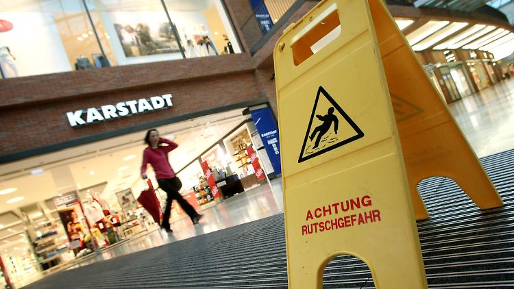 Trotz der schwierigen Lage sei Karstadt weiter handlungsfähig, sagt Unternehmenschef