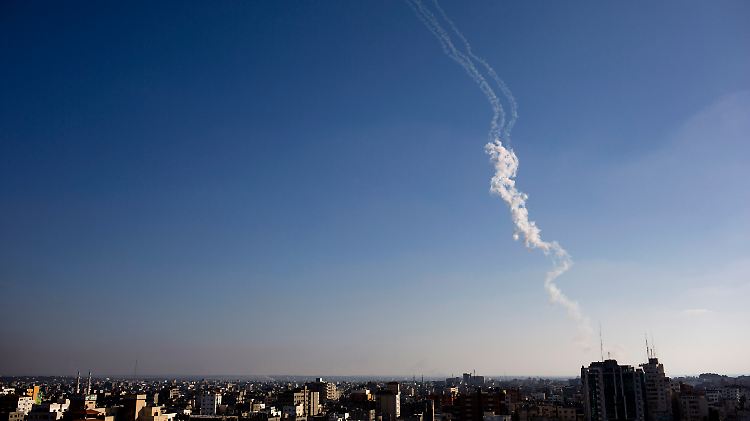 Auch nach den erfolgreichen Verhandlungen über eine Waffenruhe setzten radikale Palästinenser den Beschuss auf Israel fort.