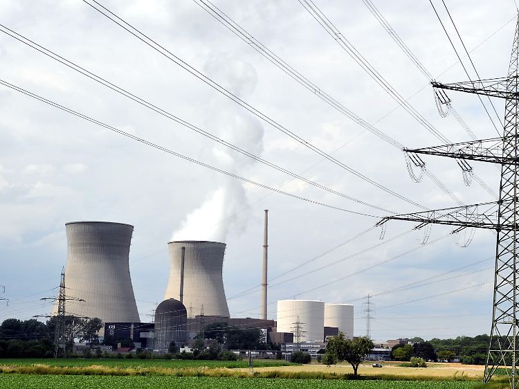 Das Kernkraftwerk in Gundremmingen: Die beiden Reaktoren bilden das leistungsstärkste Kernkraftwerk in Deutschland.