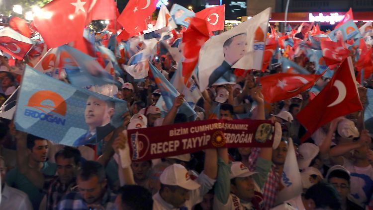 Ankara feiert den Sieg Erdogans.