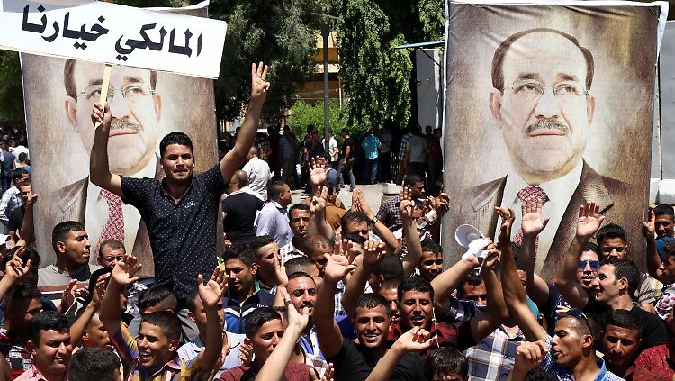 Nuri al-Malikis Anhänger sehen in ihm noch immer den legitimen Ministerpräsidenten des Iraks - doch Präsident Massum nominiert nun einen Konkurrenten für das Amt.