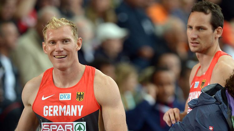Es läuft auf ein Duell zwischen Arthur Abele (links) und Kai Kazmirek um den Zehnkampf-EM-Titel hinaus.