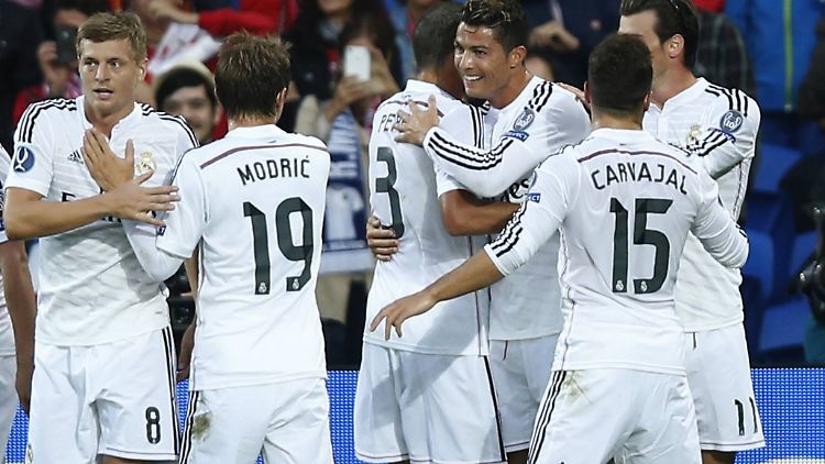Gleich angekommen bei den Königlichen: Kroos im Kreis von Benzema, Ronaldo, Bale und Co.