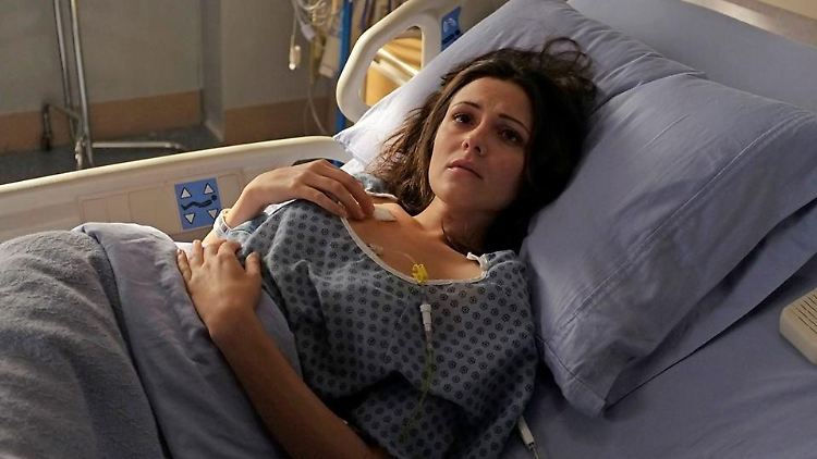 Italia Ricce als April Carver - das Schicksal ist ein mieser Verräter.