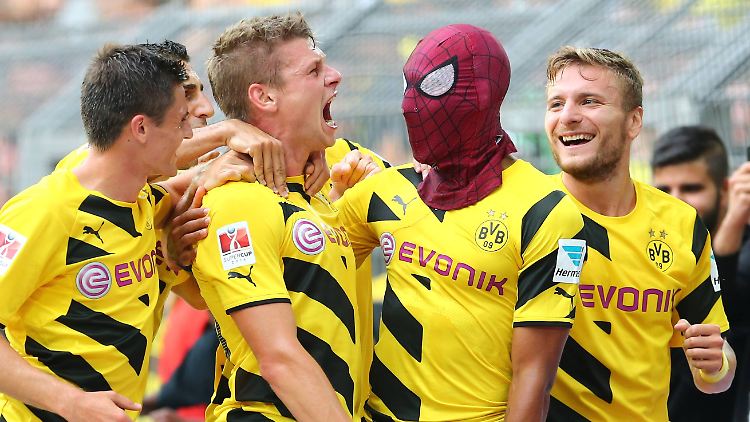 Supercup dank Superheld. 